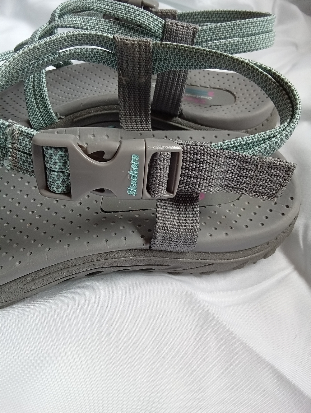Skechers Women's Gray Sandals with Mint Green Straps - Picture 4 of 6